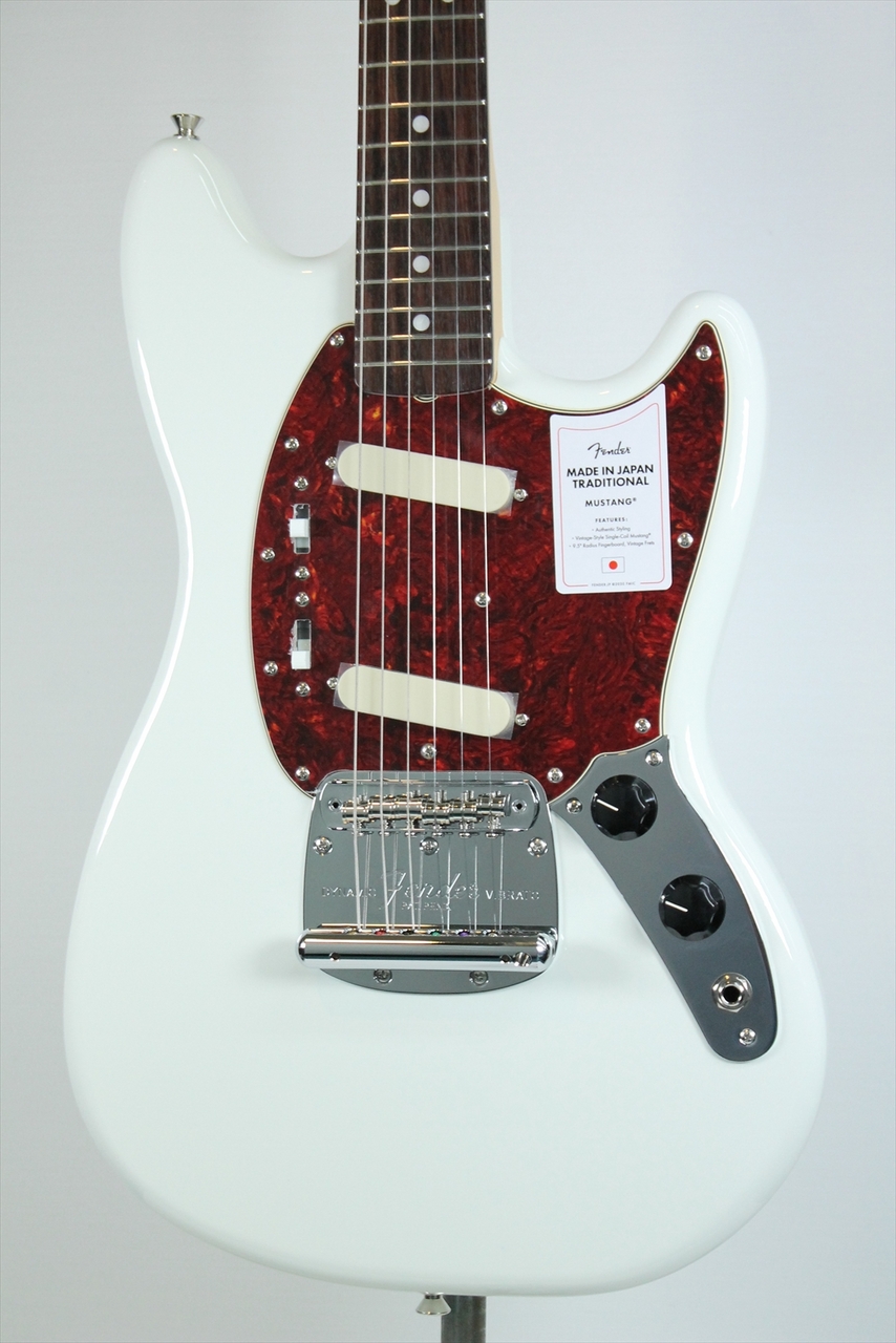 Fender Made in Japan Traditional 60s Mustang, Rosewood Fingerboard / Olympic White