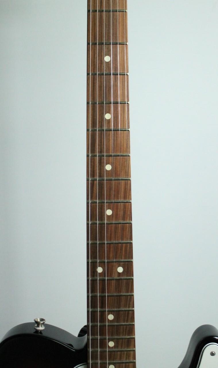 Fender Player Telecaster, Pau Ferro Fingerboard / 3-Color Sunburst