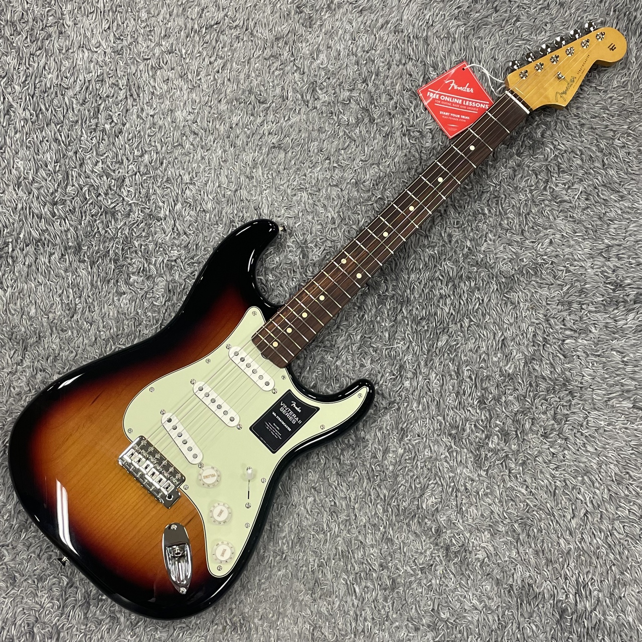 Fender Vintera II 60s Stratocaster 3-Color Sunburst / Rosewood【2023年製】