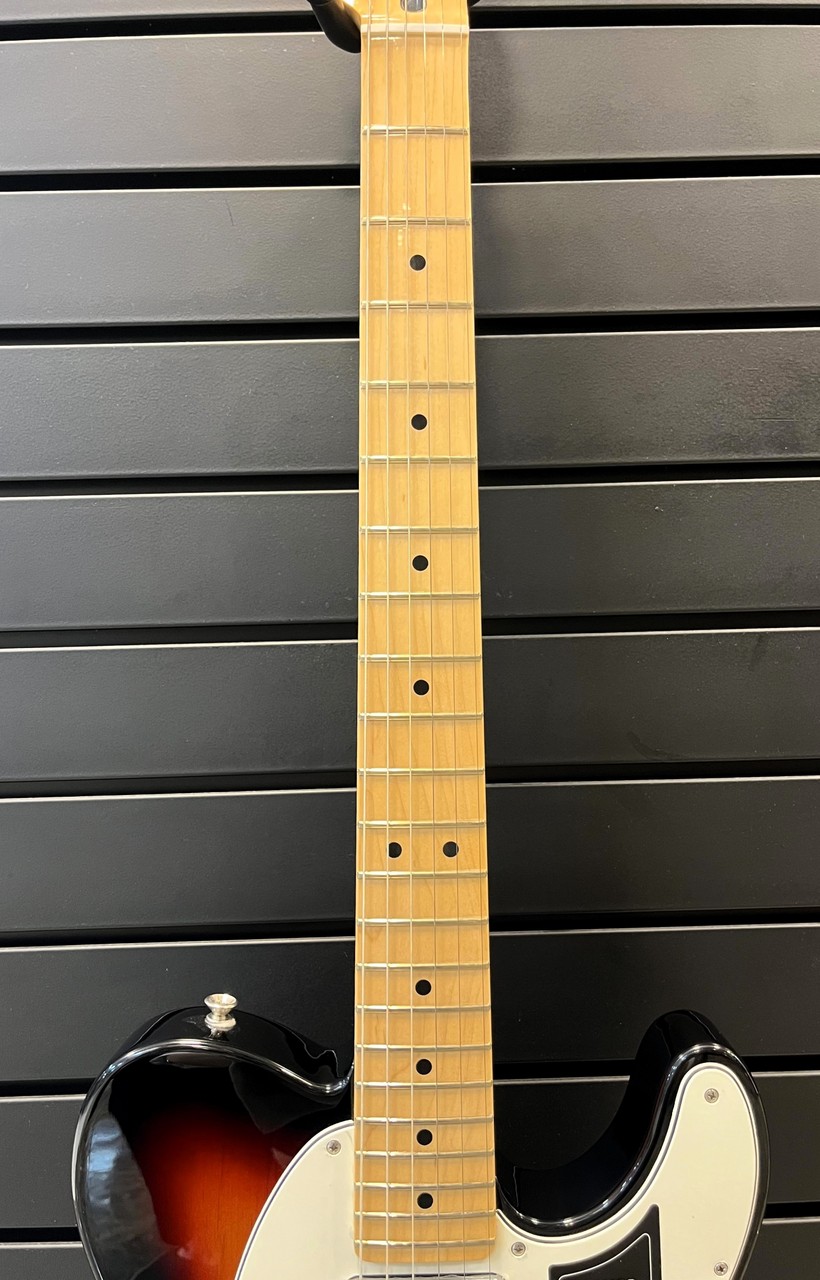 Fender Player Telecaster Maple Fingerboard / 3-Color Sunburst