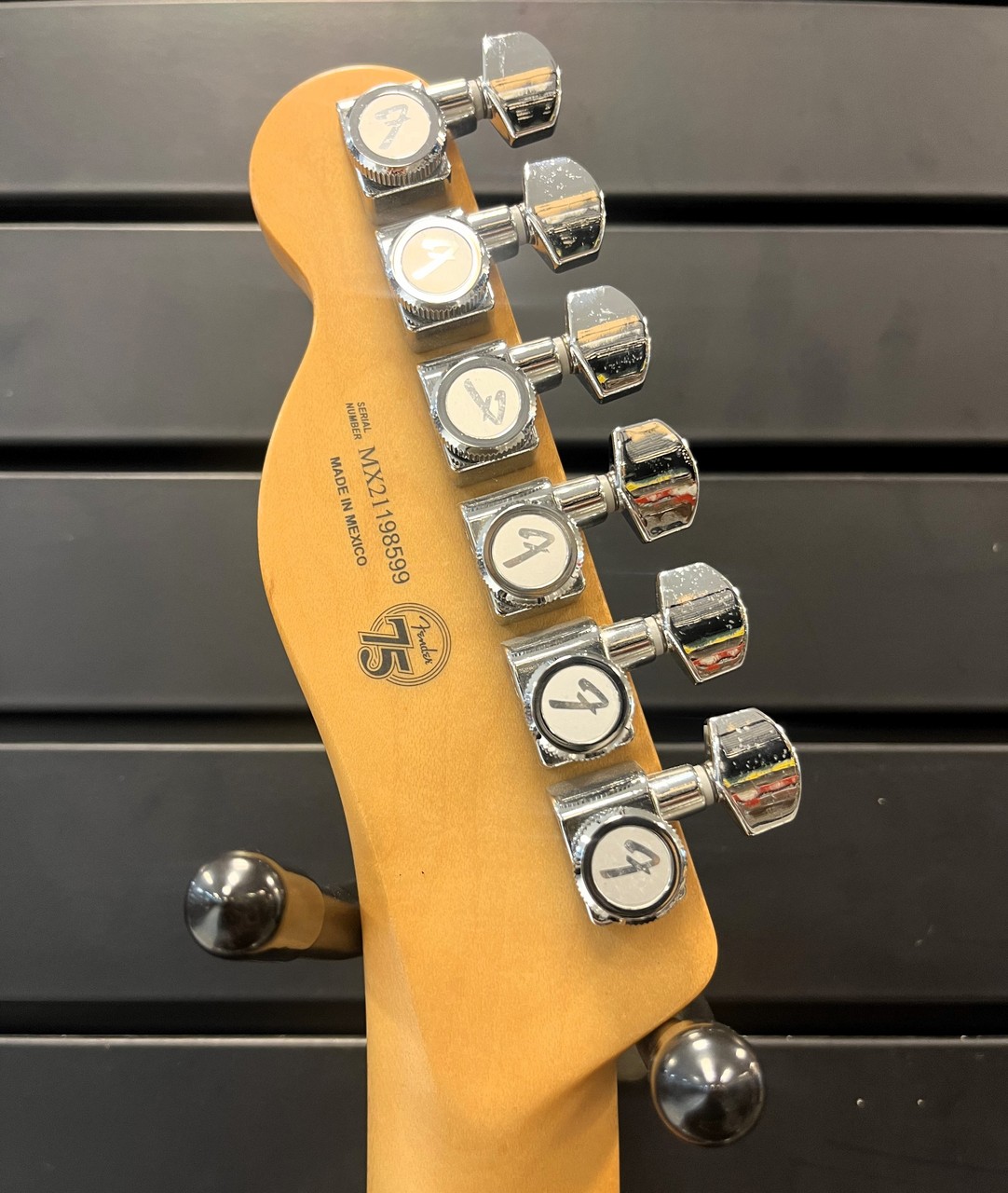 Fender Player Plus Nashville Telecaster / 3-Color Sunburst